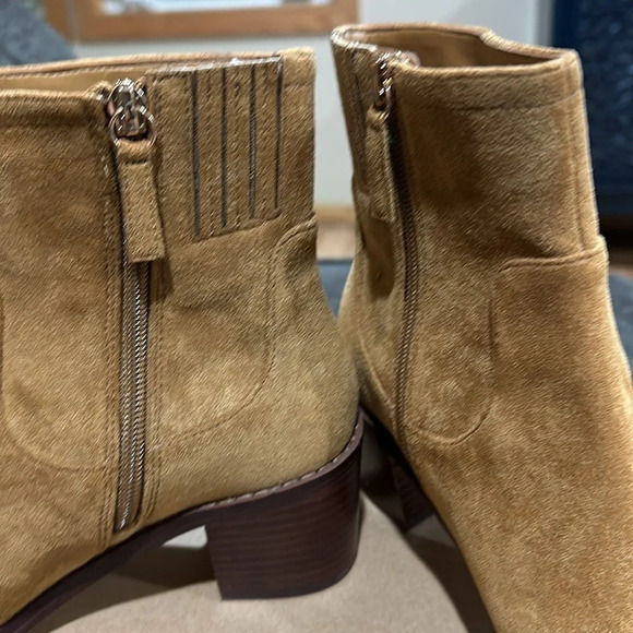 J.CrewFactory Women Western Tan Suede Ankle Zip Boots - Picture 6 of 9